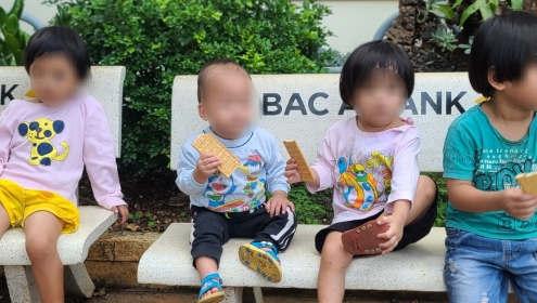 Khẩn trương hỗ trợ vụ 4 cháu bé côi cút vì mẹ bị bắt để thi hành án