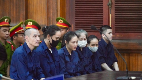 1 vụ án, toà tuyên 4 án tử hình, 2 án chung thân