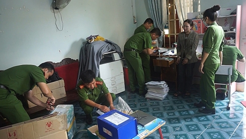 Bắt giám đốc và kế toán hợp tác xã ở Đắk Lắk rút ruột ngân sách