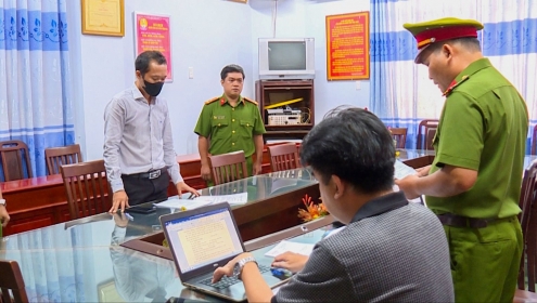 Vĩnh Long: Bắt cựu phó giám đốc ngân hàng lập khống hồ sơ, nhận hối lộ