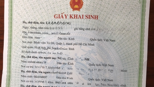 Sai địa chỉ cư trú trên giấy khai sinh có cần chỉnh sửa không?