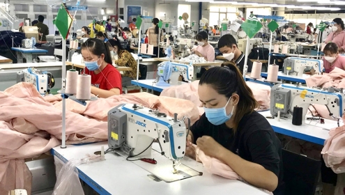 TP.HCM công bố chi tiết mức lương tối thiểu vùng áp dụng từ 1-1-2026