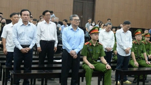Luật sư đề nghị tòa miễn trách nhiệm hình sự cho cựu Cục phó Cục thuế Bình Phước
