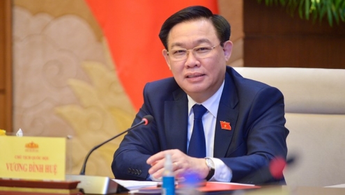 (PLO)- Ban Chấp hành Trung ương Đảng khóa XIII họp bất thường, đồng ý cho ông Vương Đình Huệ thôi các chức vụ, nghỉ công tác.