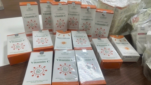 Phú Thọ: Triệt phá cơ sở sản xuất hơn 5.000 sản phẩm mỹ phẩm giả