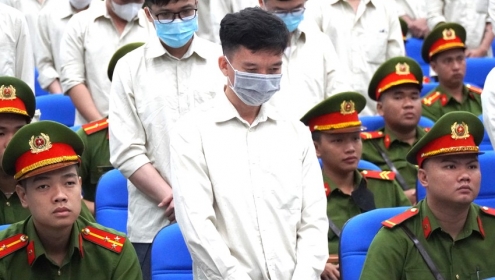 Phúc thẩm hơn 100 bị cáo trong vụ đòi nợ thuê núp bóng công ty luật
