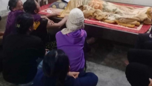 Đang ăn cơm cùng gia đình thì bị sét đánh trúng tử vong