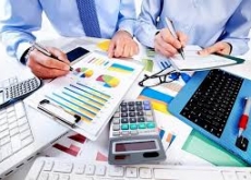 Con có được làm kế toán trong công ty do bố làm giám đốc không?