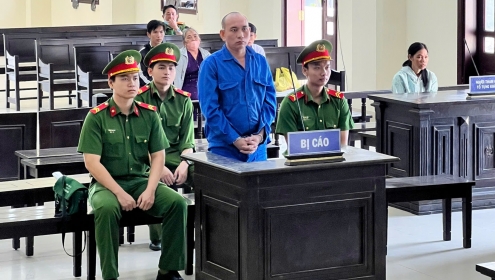 Người đàn ông lãnh 15 năm tù vì truy sát tình cũ