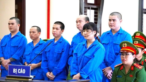 Đăng tuyển nhân viên trá hình, lừa 5 thiếu nữ làm nhân viên massage