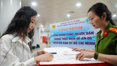 Việt kiều muốn làm căn cước có được không?