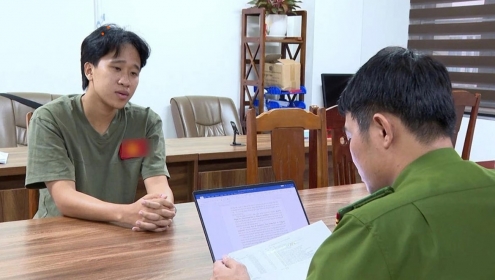 Vụ xe đoàn cứu trợ va chạm ô tô con: Tạm giữ một thành viên đoàn thiện nguyện Đắk Lắk